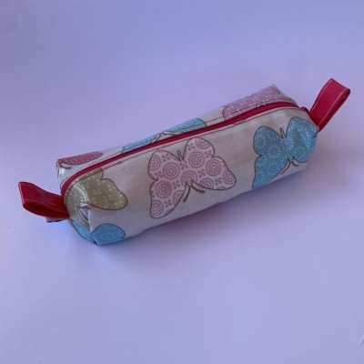 ESTOJO PLASTIFICADO ''BORBOLETAS''