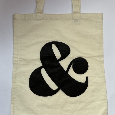 TOTE BAG “&”