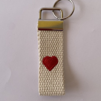 PORTA-CHAVES CORAÇÃO VERMELHO