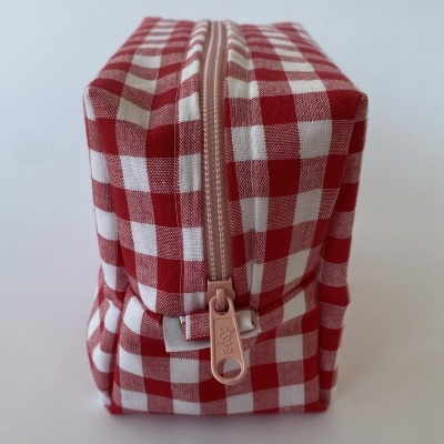 NÉCESSAIRE “JUST GIRLY THINGS”