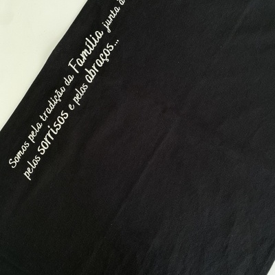 CAMINHO DE MESA PRETO ''SOMOS PELA TRADIÇÃO DA FAMÍLIA''