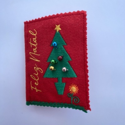 PORTA-AGULHAS ''ÁRVORE DE NATAL ENCARNADO GUIZOS''