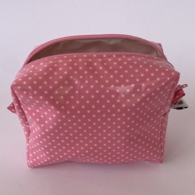 NÉCESSAIRE PLASTIFICADA ROSA