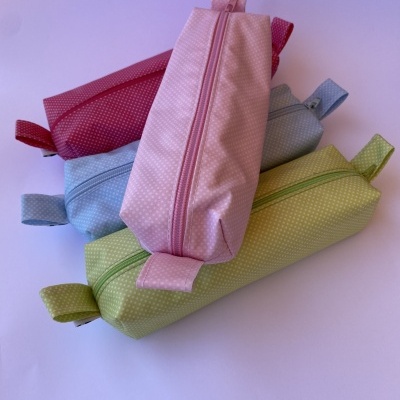 ESTOJO PLASTIFICADO ''AZUL CLARO''