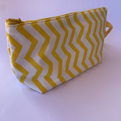 Nécessaire tecido zebra amarelo/branco