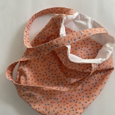 TOTE BAG SALMÃO FLORAL ESTAMPADO