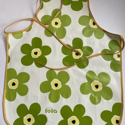 AVENTAL PLASTIFICADO CRIANÇA ''FLORES''