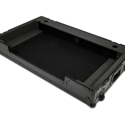 Mala preta rígida com rodas e interior acolchoado forrado a tecido preto