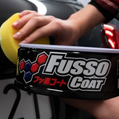 Fusso&#x20;Coat&#x20;12&#x20;Months&#x20;Wax&#x20;Dark&#x20;Soft99