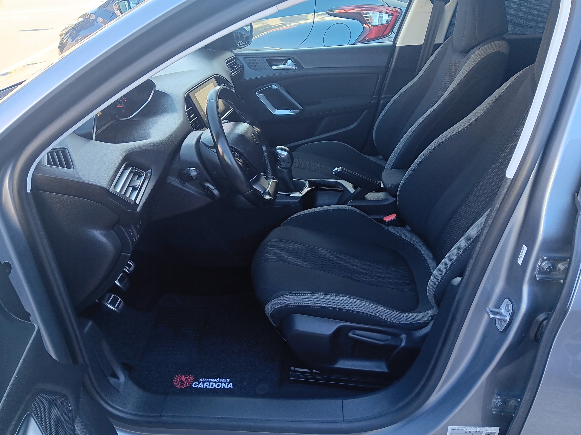 Peugeot 308 sw Style 1.6 HDi 100cv Peugeot 308 sw Style 1.6 HDi 100cv