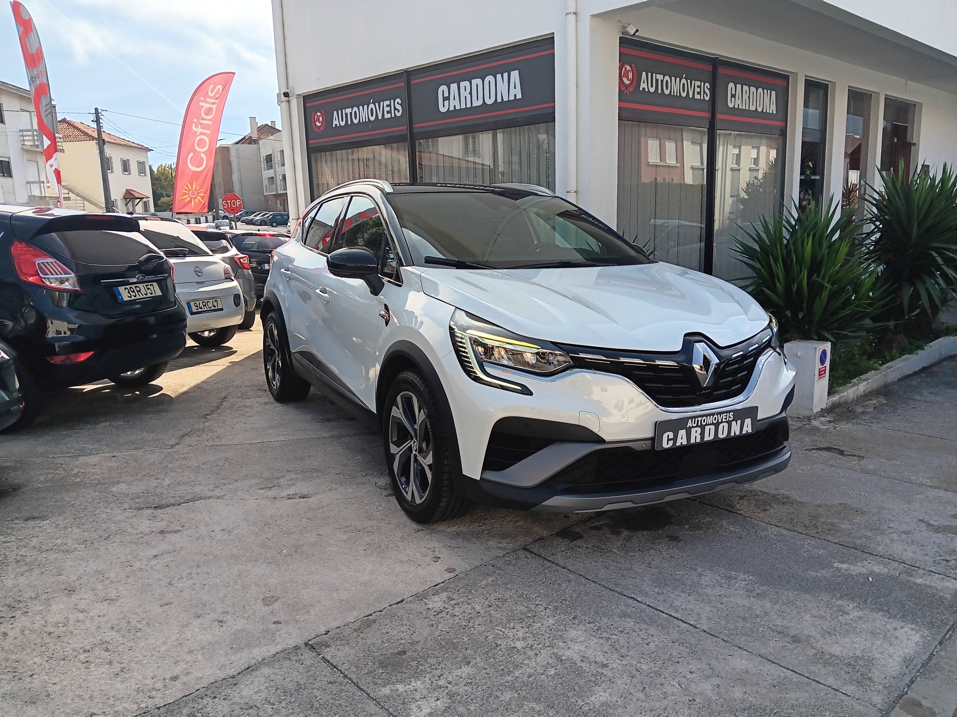 Renault Captur RS Line 1.0 TCe 90cv Renault Captur RS Line 1.0 TCe 90cv