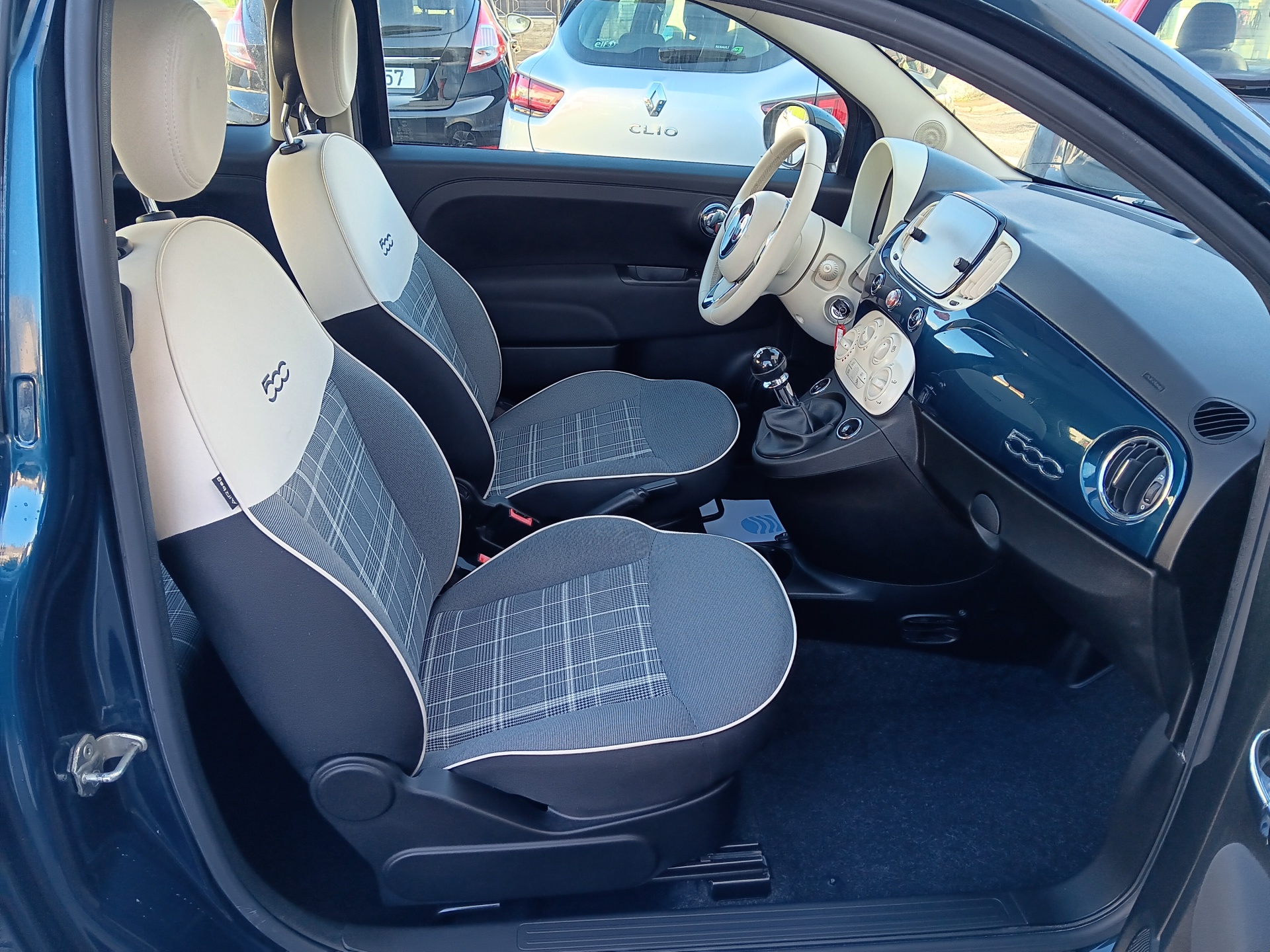 Fiat 500 Lounge 1.0 Hybrid 70cv Fiat 500 Lounge 1.0 Hybrid 70cv