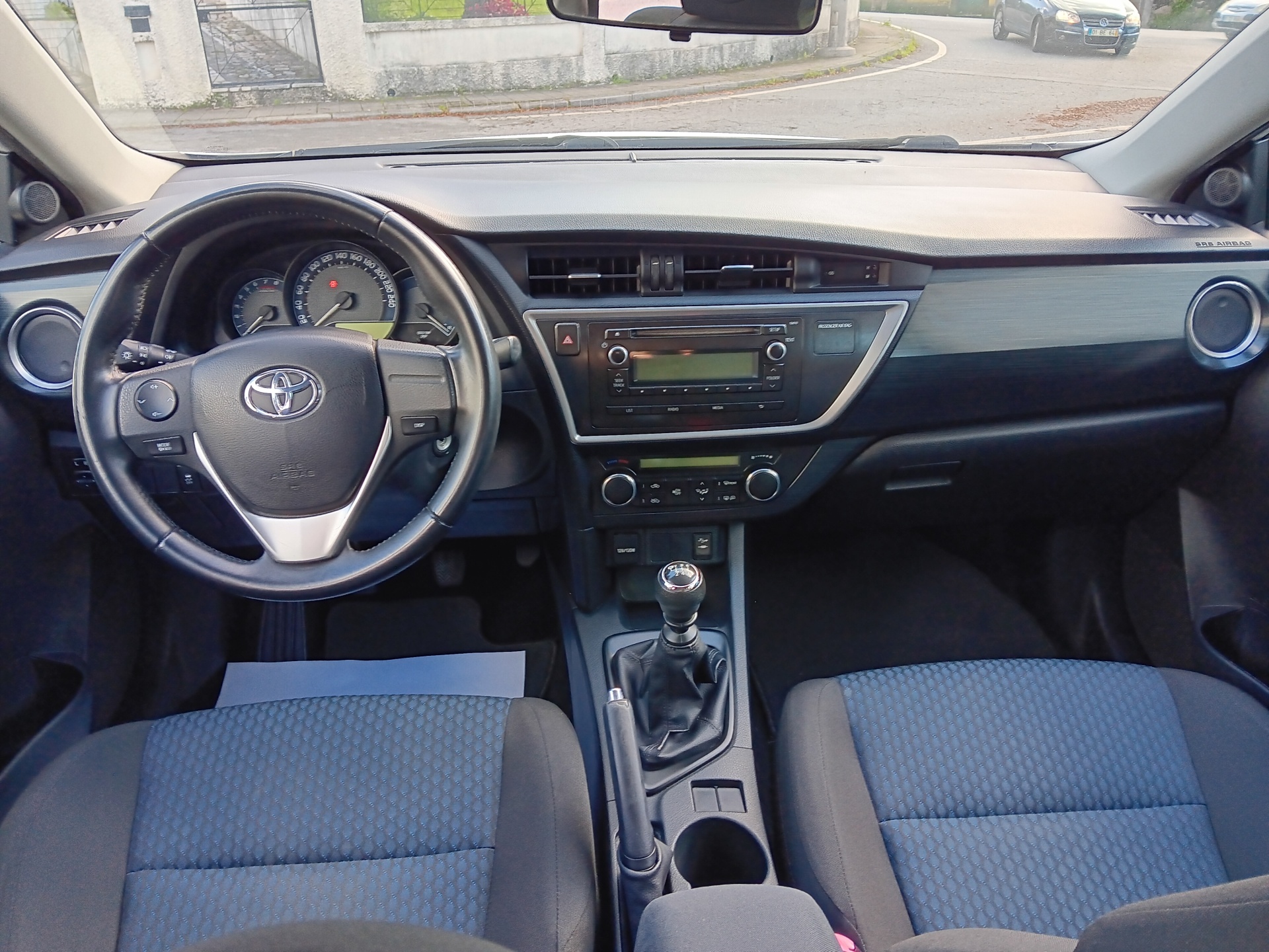 Toyota Auris Touring Sports 1.33 VVT-i 100cv Toyota Auris Touring Sports 1.33 VVT-i 100cv