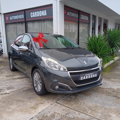 Peugeot 208 Style 1.2 82cv