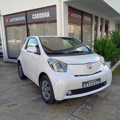Toyota IQ 1.0 VVT-i Essential + AC 68cv