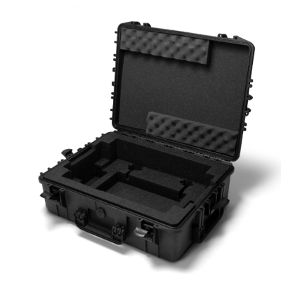 Mala rígida preta aberta com interior em espuma acolchoada