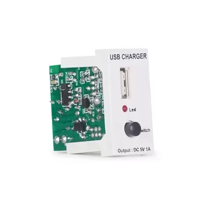 WP-31UC ½ panel de conexión cargador USB A hembra FONESTAR