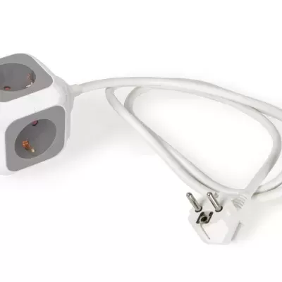 CUBIK-42UG Regleta de corriente con 4 enchufes y 2 puertos USB FONESTAR