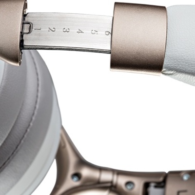 DENON AH-GC25W - Auscultadores Circum-Aurais com Bluetooth em BRANCO