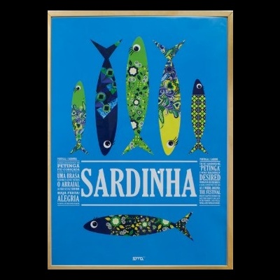 Cartaz azul com sardinhas coloridas e texto SARDINHA