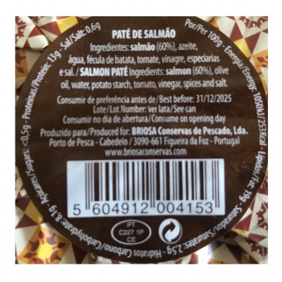 Etiqueta de patê de salmão com ingredientes, data validade e código de barras