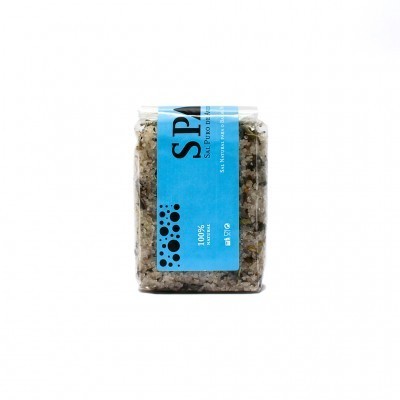 Sal de banho em embalagem plástica com etiqueta azul