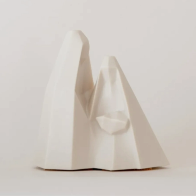 Escultura branca geométrica decorativa