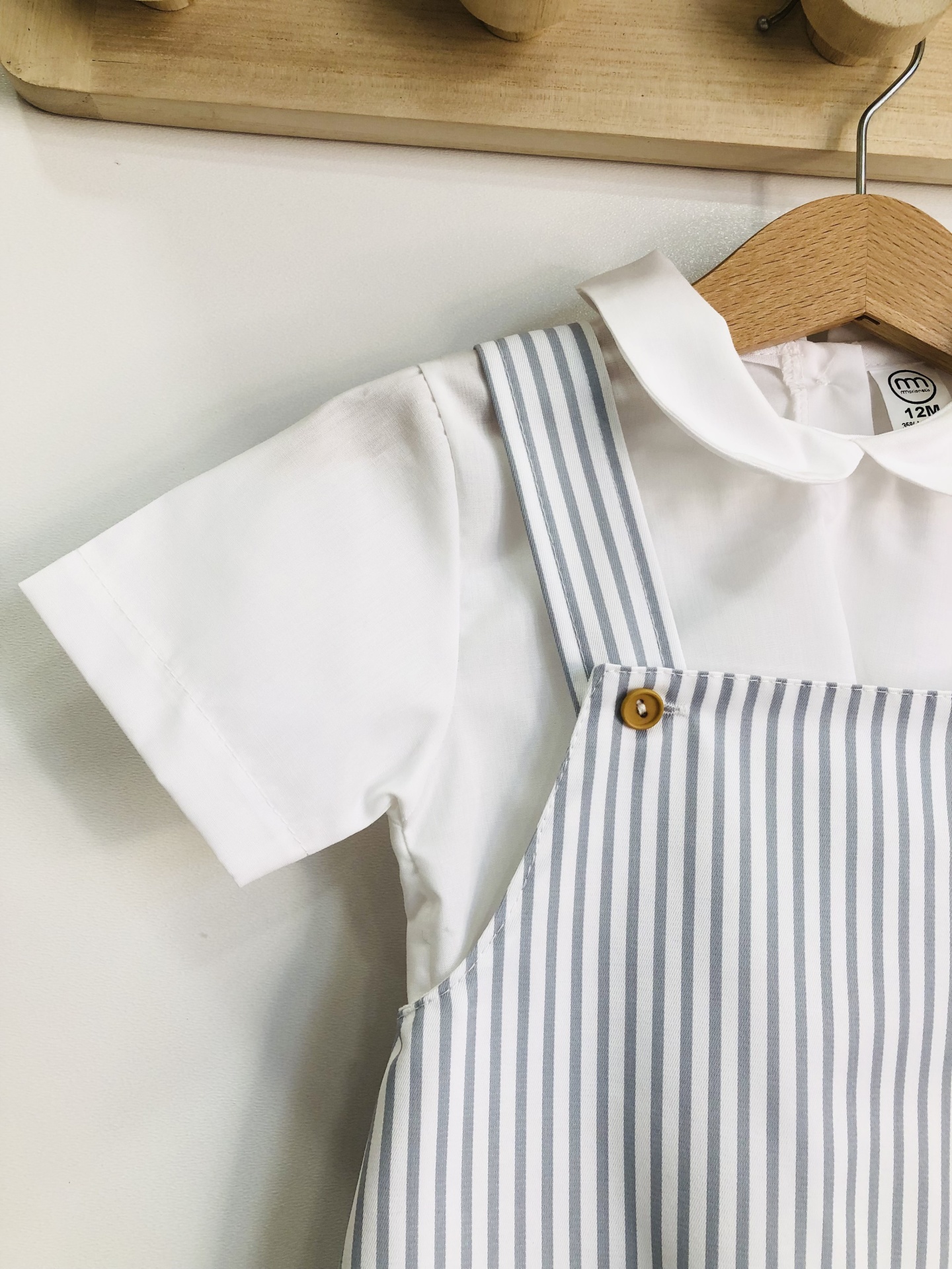 Fofo&#x20;e&#x20;camisa&#x20;&#x00E0;s&#x20;riscas