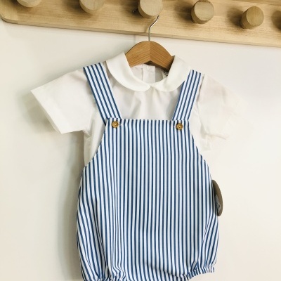 Fofo&#x20;e&#x20;camisa&#x20;&#x00E0;s&#x20;riscas