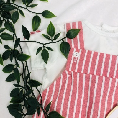 Camisola&#x20;e&#x20;fofo&#x20;&#x00E0;s&#x20;riscas