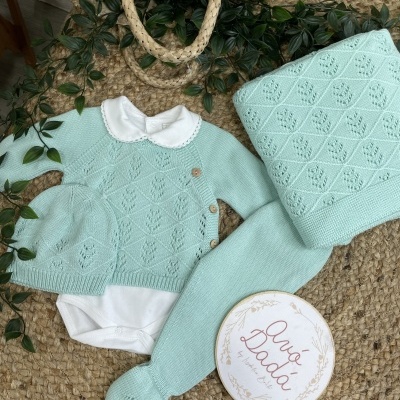 Conjunto verão camisola, calças e gorro