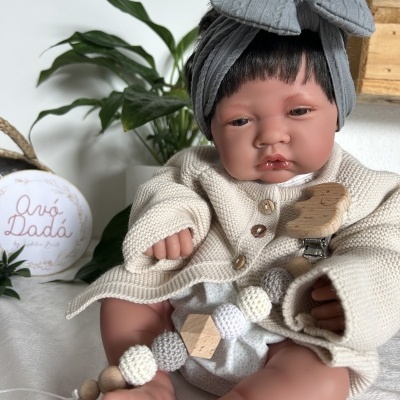 prende chucha madeira e crochê