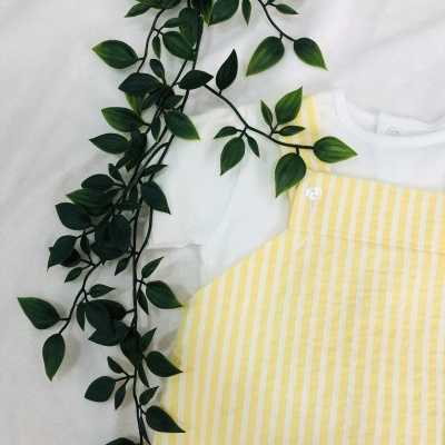 Camisola&#x20;e&#x20;fofo&#x20;&#x00E0;s&#x20;riscas