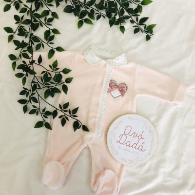 Babygrow&#x20;em&#x20;veludo&#x20;rosa&#x20;beb&#x00E9;