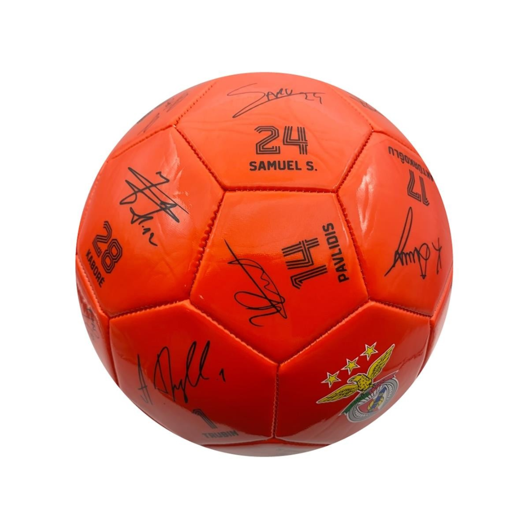 Bola futebol SLB c/ assinaturas