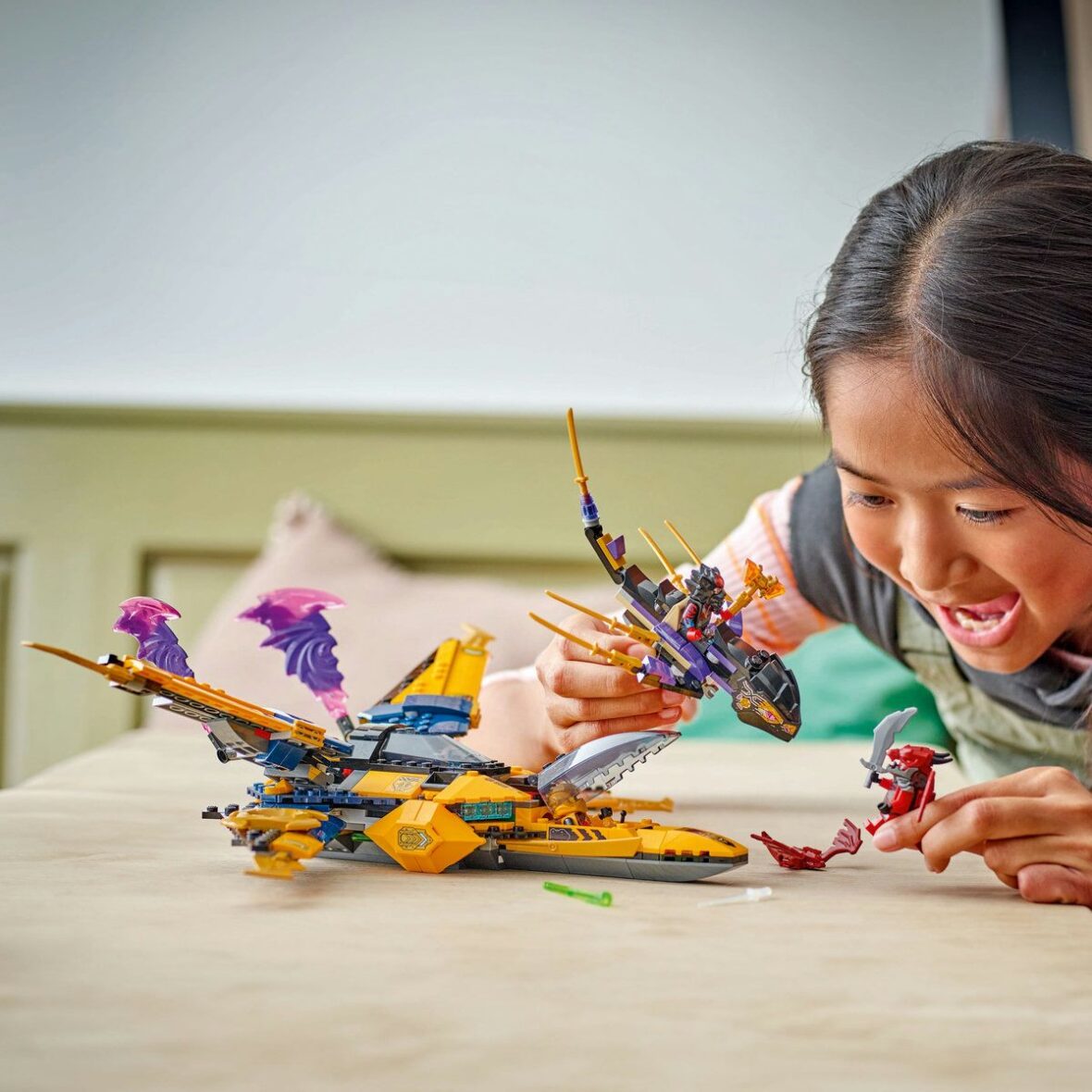 LEGO Ninjago 71833 - Jato de Supertempestade Ras e Arin