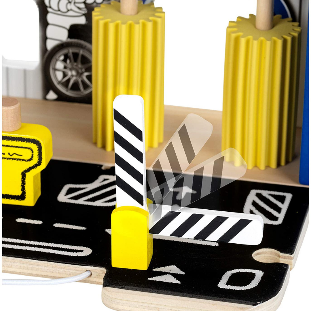 Estação de serviço Michelin em madeira