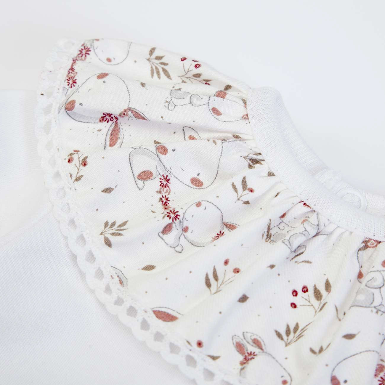 Conjunto jardineira e body orgânico Coelhinhos 12-18 meses