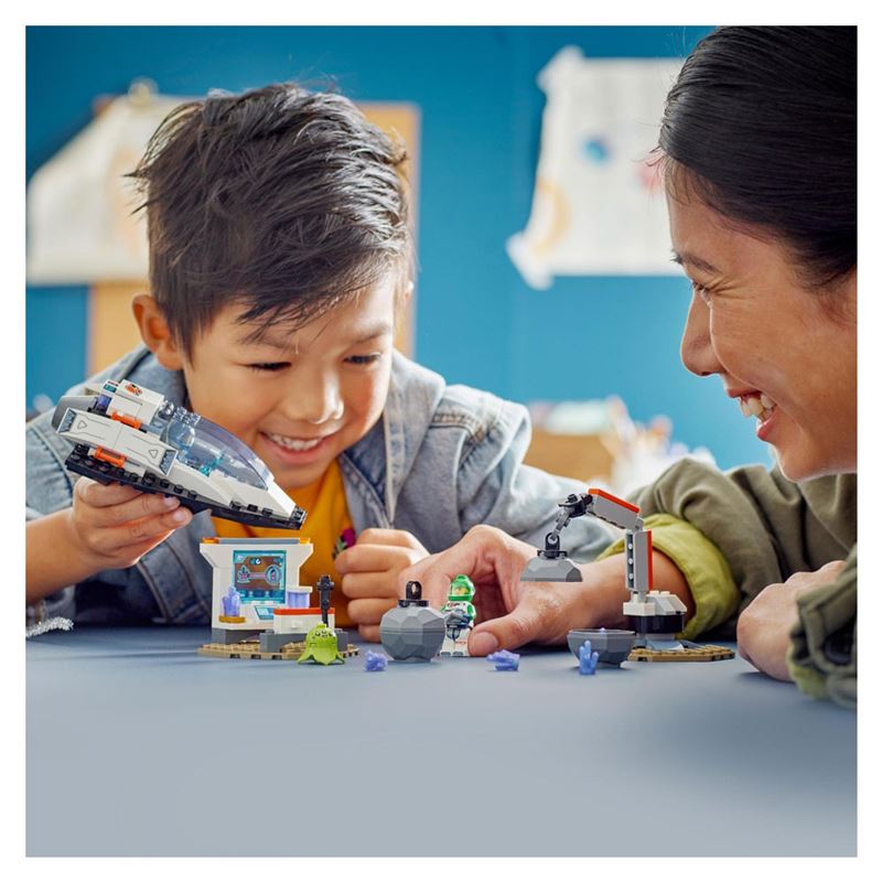 LEGO City 60429 - Nave espacial e descoberta de Asteróide