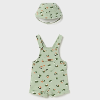 Macacão Curto com chapéu