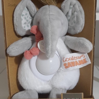 Ref:DC4080 - Luz de presença elefante