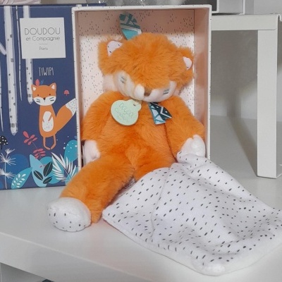 Ref:DC3633 - DouDou raposa