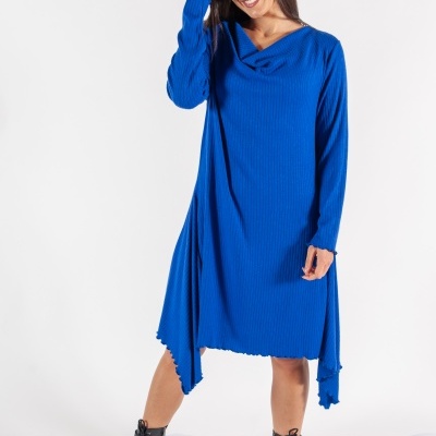 VESTIDO DE PONTAS LISO