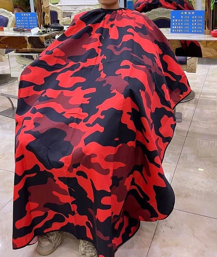 CAPA BARBERCAPE PENTEADOR CAMUFLADO BLACK&RED