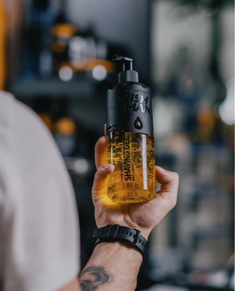 NISHMAN SHAVING GEL DE BARBEAR COM DOSEADOR GOLD OURO N7 400ML  NMN-113-07