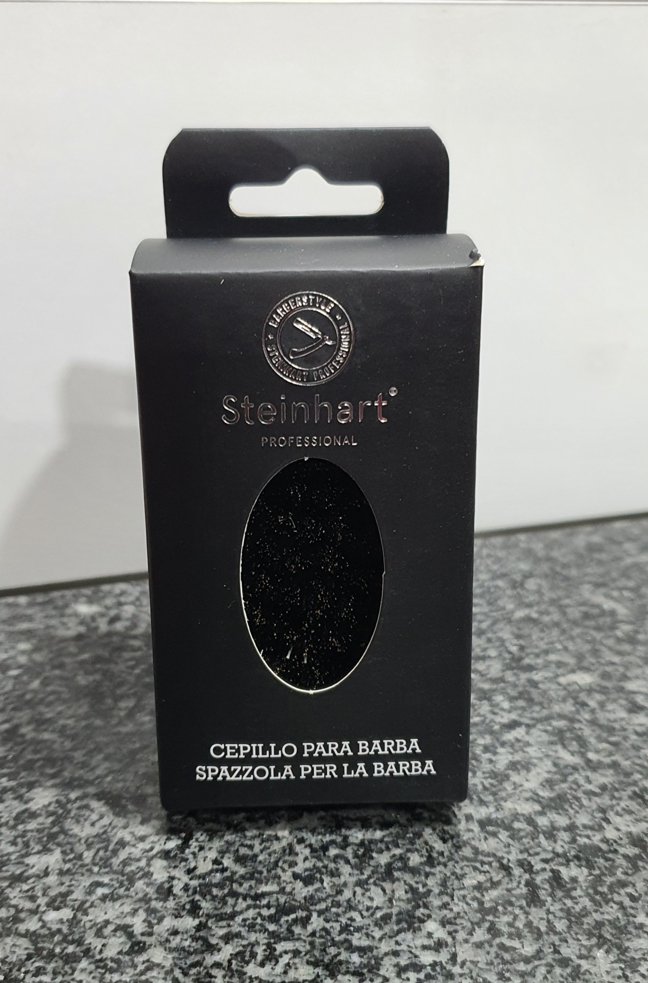 STEINHART ESCOVA BARBA OVAL PEQUENA 23301046