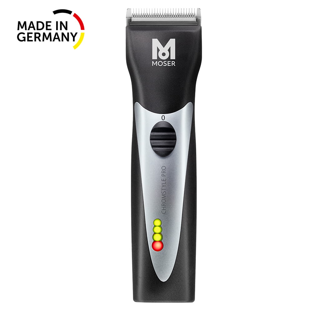 Máquina de cortar cabelo preta e cinza com lâmina metálica e luzes indicadoras