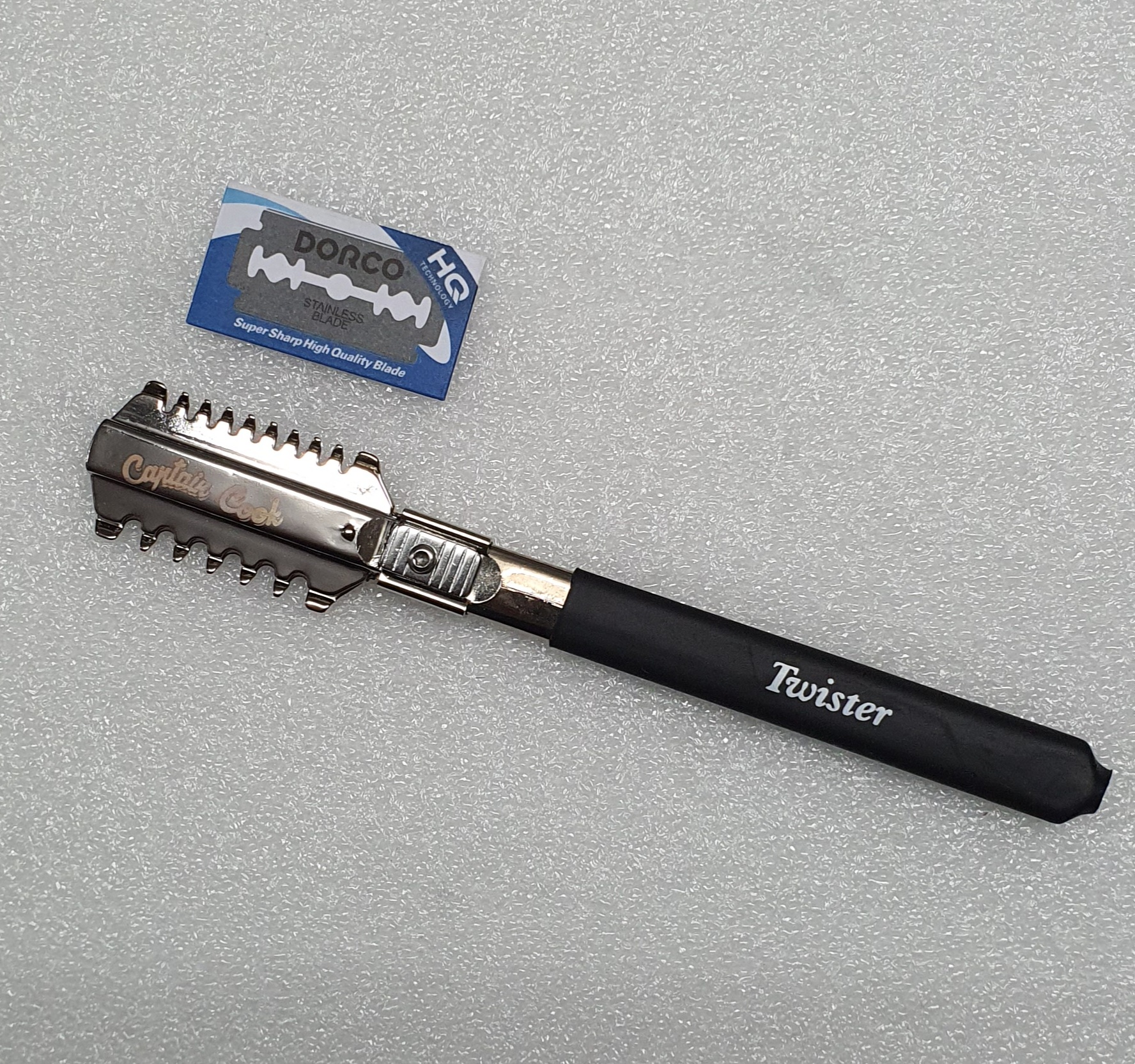 CAPTAIN COOK NAVALHA TWISTER STYLING RAZOR 07551