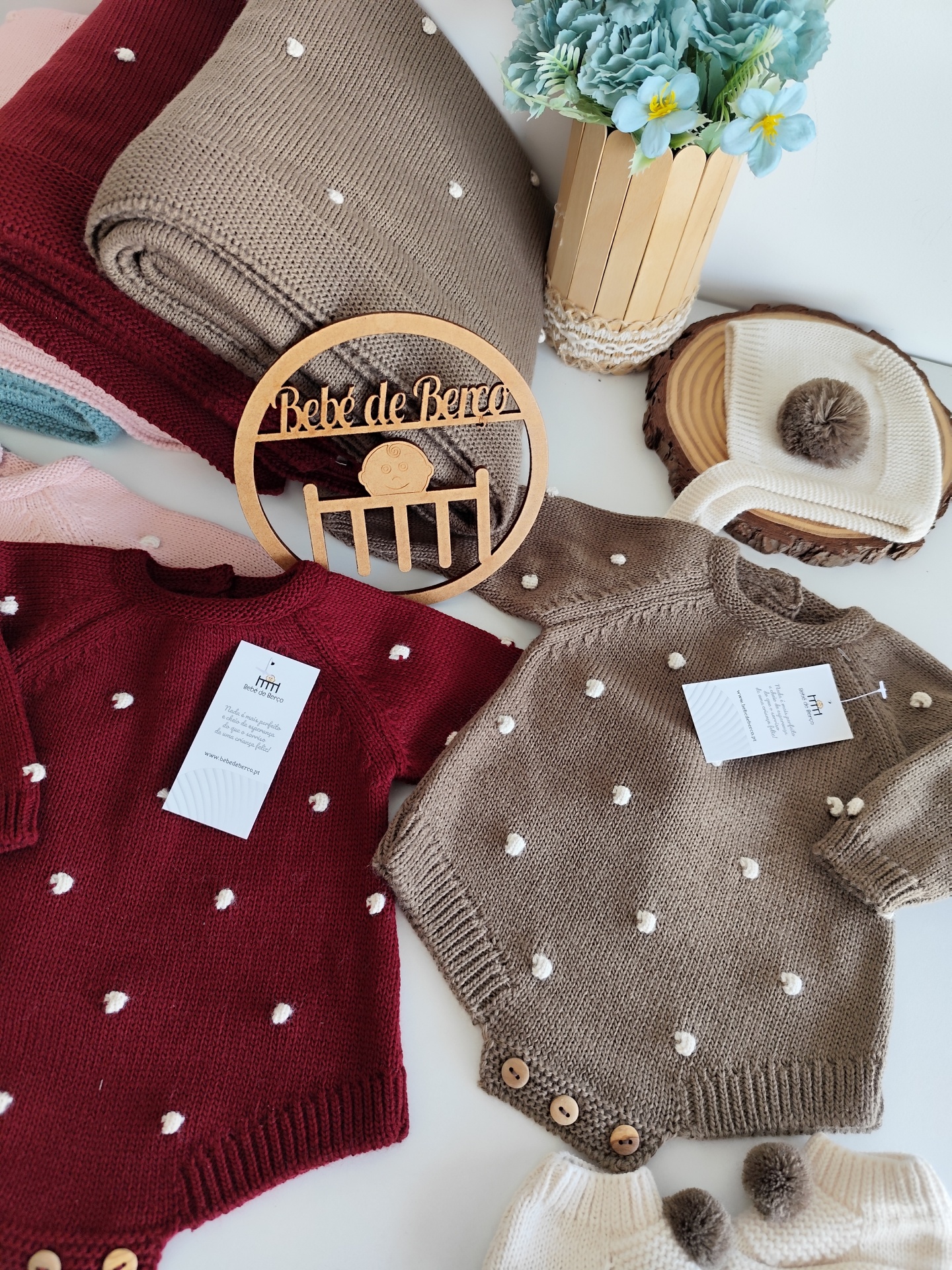 Fofo de Malha com Carapins e Touca