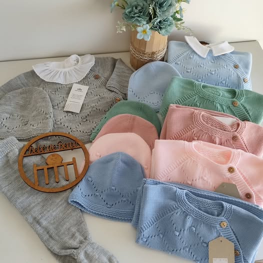 Conjunto de Malha 3 Peças com Gorro - últimos! rosa bebé e rosa velho!